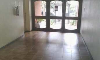 Imagem 4: IMOBILIÁRIA SCHOTKIS ALUGA APARTAMENTO DE 01 DORMITÓRIO, NA SOFIA VELOSO, TÉRREO, DE FUNDO