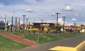 Imagem: Casa de condomínio fechado Rubi na avenida