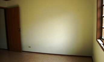 Imagem 7: CASA com 3 dormitórios para alugar com 150m² por R$ 2.500,00 no bairro Santa Felicidade