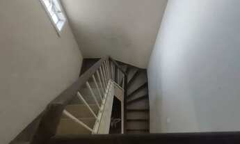 Imagem 4: Sobrado para aluguel possui 333 metros quadrados com 5 quartos em Batista Campos - Belém