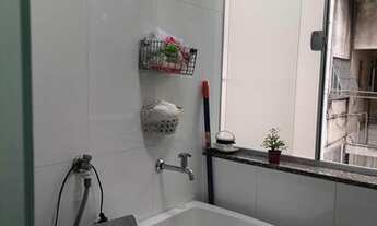 Imagem 3: Apartamento com 2 quartos e área de serviço