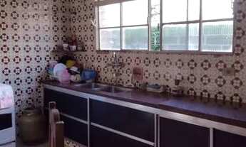 Imagem 4: Quarto mobiliado no centro para mulher