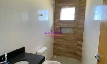 Imagem 2: EXCELENTE CASA Casa com 2 dormitórios