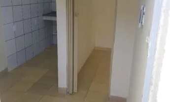 Imagem 3: Alugo quitinete Casa em condomínio com 1 dormitório