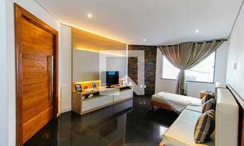 Imagem 2: Casa para Aluguel - Cidade Sao Jorge, 3 Quartos, 258 m2