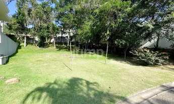 Imagem: Terreno à venda em condomínio fechado