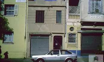 Imagem 2: Sobrado com 3 dorm., 2 banh, garagem, pequeno quintal, bom local