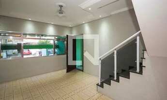 Imagem 4: Casa para Aluguel - Jardim Teresa, 2 Quartos, 180 m2