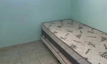 Imagem 4: Quarto para mulheres nos Bancários