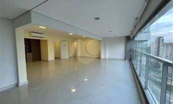 Imagem: Apartamento com 3 suítes