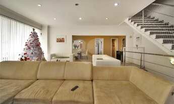 Imagem 7: Oportunidade! Lindo sobrado reformado com 3 suites, quintal e espaço para vários carros