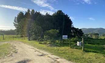 Imagem 3: Ótimo terreno em Garopaba 484m2 com oportunidade para salas comerciais e apartamentos no s