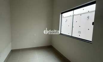 Imagem 6: Casa residencial disponível para venda no bairro Shopping Park em Uberlândia-MG