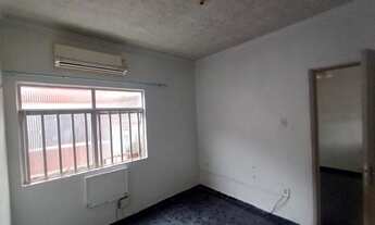 Imagem 3: Barbada Resid Natália Lins, 2/4 , garagem , cisne fechado