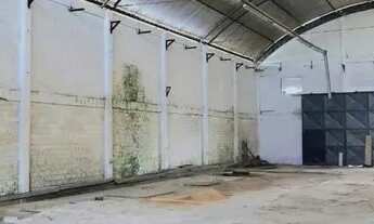 Imagem: Vendo galpao na rua presidente Dutra no