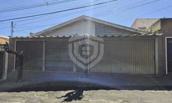 Imagem 3: Casa à Venda Dormitórios, Área Gourmet e Garagem Coberta para 5 Carros Jardim Gerson Fra