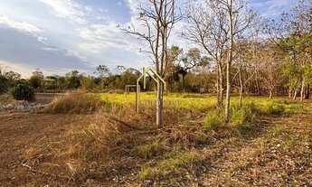 Imagem 4: Chácara à Beira do Rio Cuiabá á Venda de 3 Quartos + Acesso ao Rio