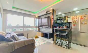 Imagem: Apartamento semimobiliado, andar alto, com