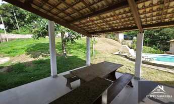 Imagem 3: Casa à venda em Miguel Pereira com 3 quartos, 1 suíte, piscina, área gourmet e amplo terre