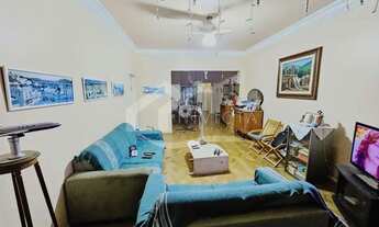 Imagem 4: Lindo Apartamento de 3 Quartos a Poucos Passos da Praia no Posto 6!