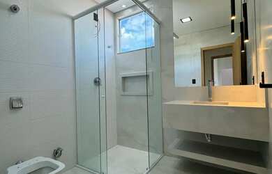 Imagem 7: Casa com 4 quartos e móveis planejados a 700 metros do Banco do Brasil em Lavras MG