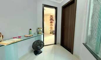 Imagem 5: Jardim Espanha, 229m², 3 suítes, Piscina, 2 garagens, R$ 1.300.000