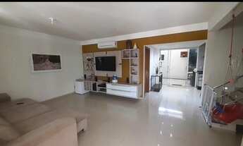 Imagem 2: Sobrado na Zona 03