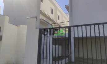 Imagem 2: Casa com 03 dormitórios, 01 suíte, sala ampla e lavabo, 90m² construídos à venda por R$340