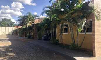 Imagem: Casa - 3 Quartos em Condôminio Fechado