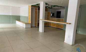 Imagem 4: Casa Comercial para Locação em Salvador, Pituba, 3 dormitórios, 2 banheiros, 4 vagas