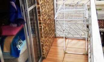 Imagem 4: Casa de 3 pisos na Av. Lopo de Castro, px. a Caixa Econômica