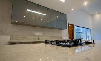 Imagem: Casa de condomínio térrea para venda possui