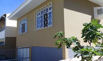 Imagem 2: CASA DE ESQUINA COM ÓTIMO APROVEITAMENTO DE ESPAÇO