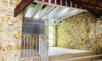 Imagem 2: Sobrado com 276 m com piscina, 3 quartos e 2 vagas