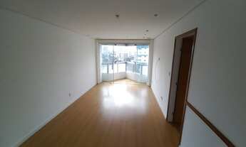 Imagem 7: Apartamento possui 68 m2 com quartos suíte sala com varanda dce e 1 vaga. Andar alto e bel