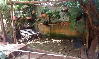 Imagem 5: Vende-se casa no Alto da Lapa. Precisa de modernização, mas a estrutura da casa é excelent