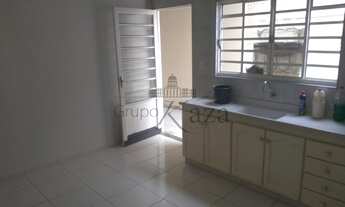 Imagem 5: Casa - Parque Interlagos - 2 Dormitórios - 130 metros quadrados - 2 vagas de garagem cober