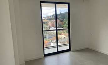 Imagem 4: Prédio novo. Apartamento para venda com 90 m2, 3 quartos em Agriões - Teresópolis - RJ