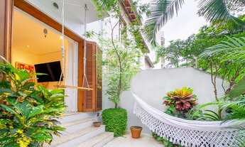 Imagem: Casa charmosa com reforma incrível e área