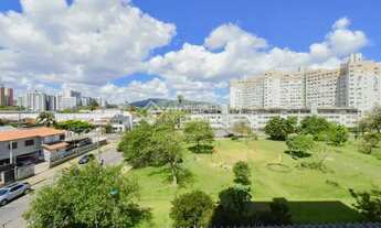 Imagem 6: PORTO ALEGRE - Apartamento Padrão - Partenon