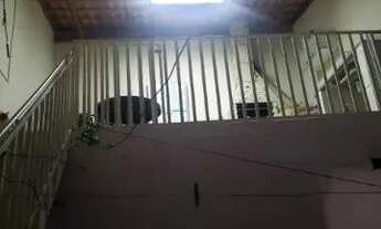 Imagem 2: CASA AYROSA Casa com 3 dormitórios