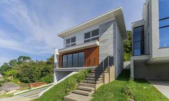 Imagem 3: Casa em Condomínio Fechado, 03 Suítes, Piscina Privativa, Santa Felicidade, Curitiba