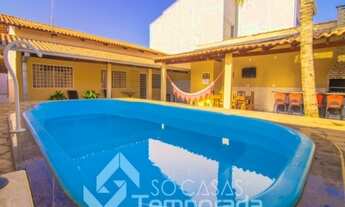 Imagem: Casa com piscina, área gourmet c/ churrasqueira