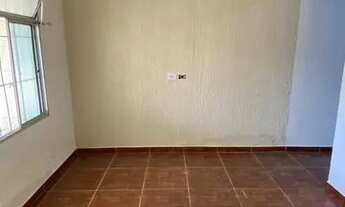 Imagem 4: Casa Térrea para Locação com Amplos Cômodos no Quietude Próximo a Comércios