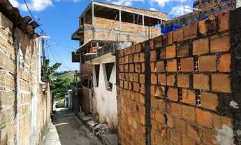 Imagem 4: Prédio 3 andares , 9 quartos, 4 suítes, com varanda, Vila Verde, São Cristovão