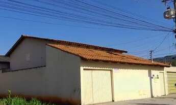 Imagem 3: Vende-se está com Barracão No Fundo.