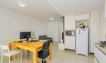 Imagem 4: CURITIBA - Apartamento Padrão - Mercês