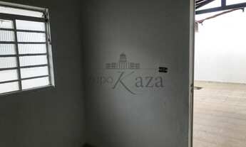 Imagem 7: Casa para aluguel tem 102 metros quadrados com 3 quartos