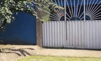 Imagem: Casa espaçosa confortável com jardim