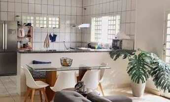 Imagem 4: VENDO OU ALUGO CASA MOBILIADA EM ARNIQUEIRA DENTRO DE CONDOMÍNIO COM LOTE DE 800 M²